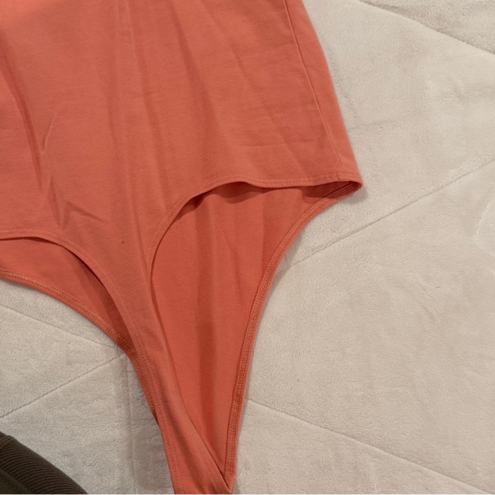 American Eagle Outfitters Coral Bodysuit - Picture 4 of 4